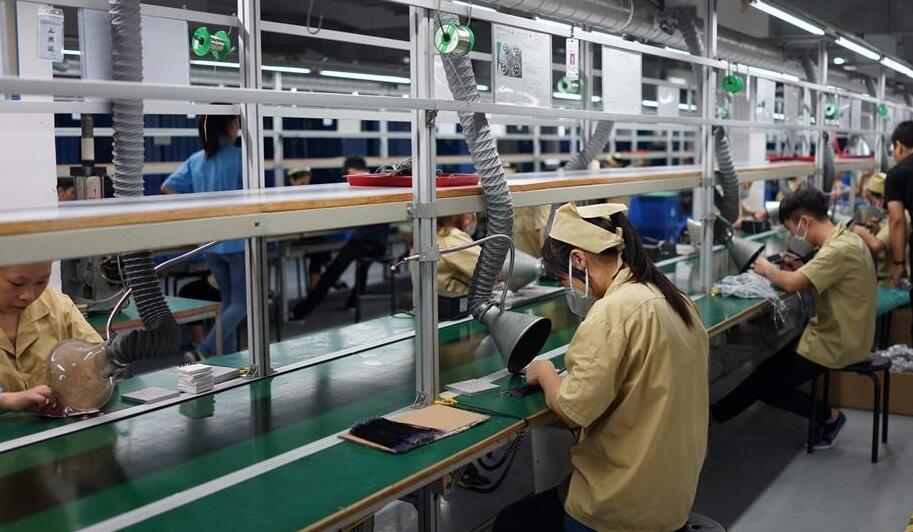 車間除塵設(shè)備,車間用煙塵凈化器,執(zhí)信環(huán)保車間煙塵凈化高效。